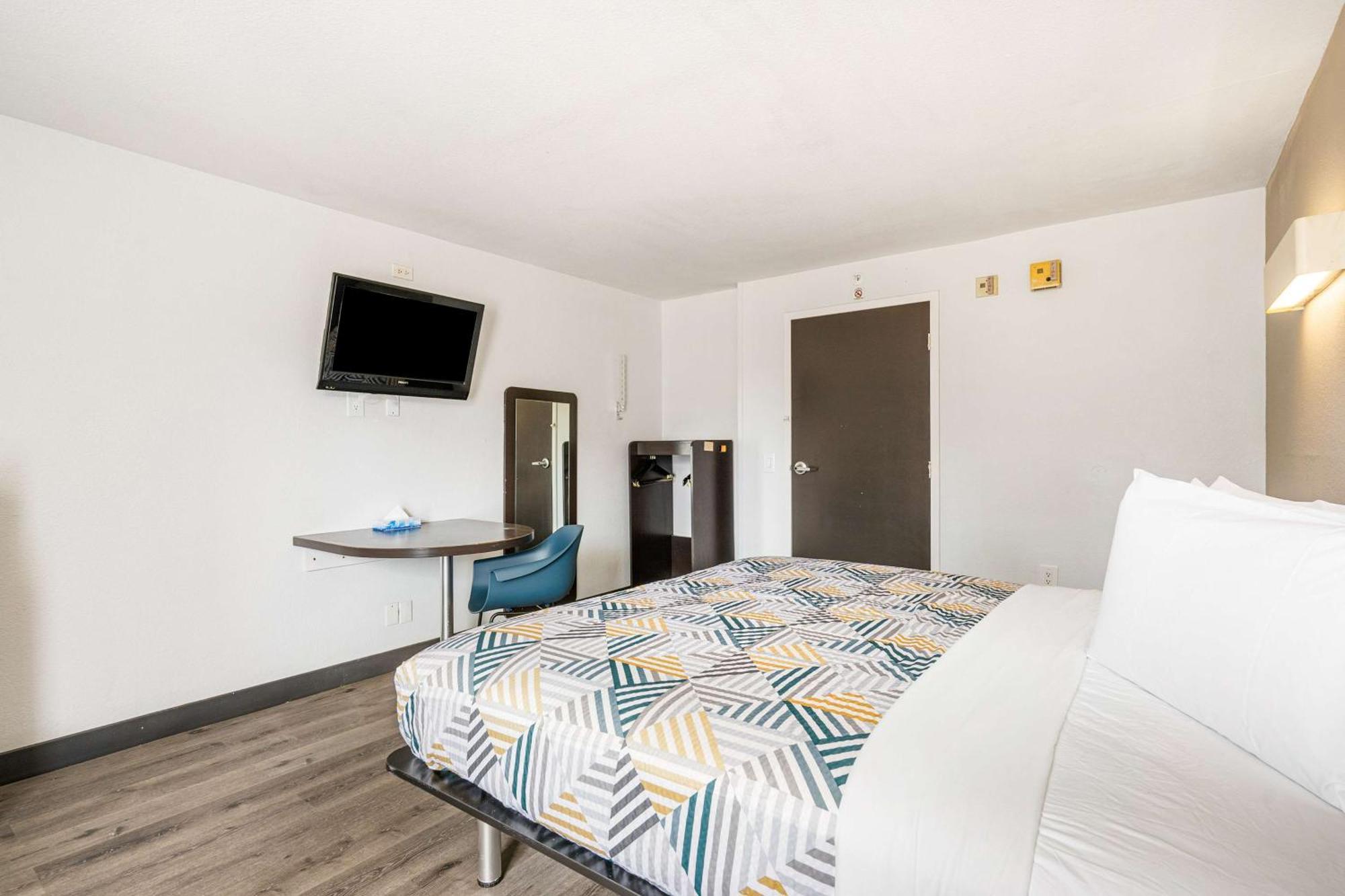 Hotel 6 - Augusta, Ga