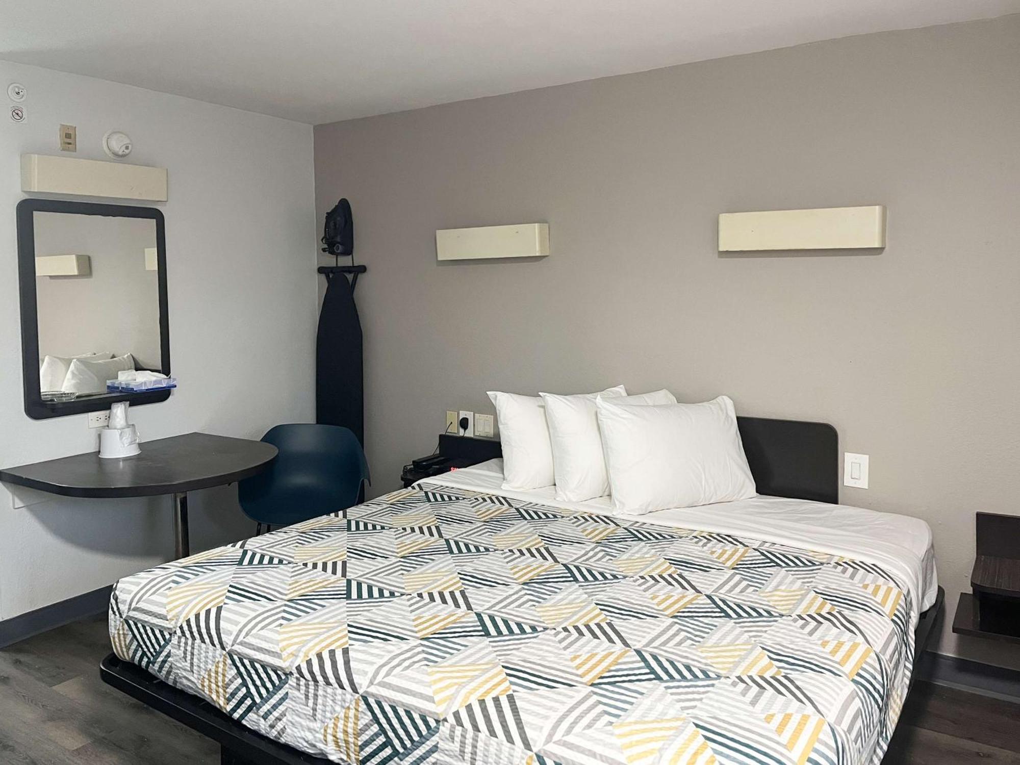 6 - Augusta, Ga 3*
