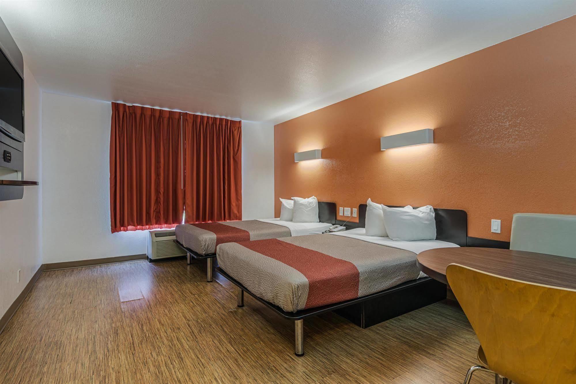 6 - Augusta, Ga Hotel